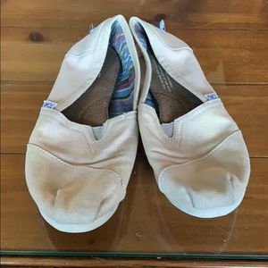 Tan Toms Slip Ons